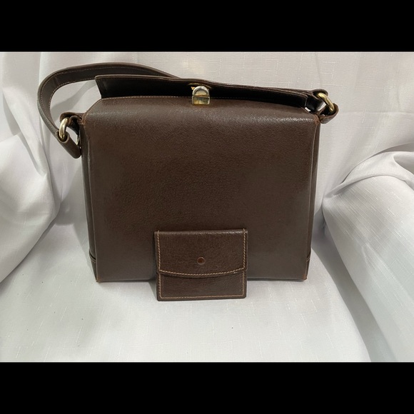 VINTAGE GUCCI KISS LOCK TOP HANDBAG - Picture 3 of 11